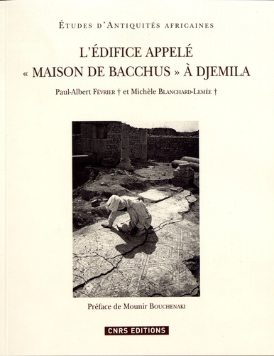 L'édifice appelé "Maison de Bacchus" à Djemila. Textes en français et en italien
