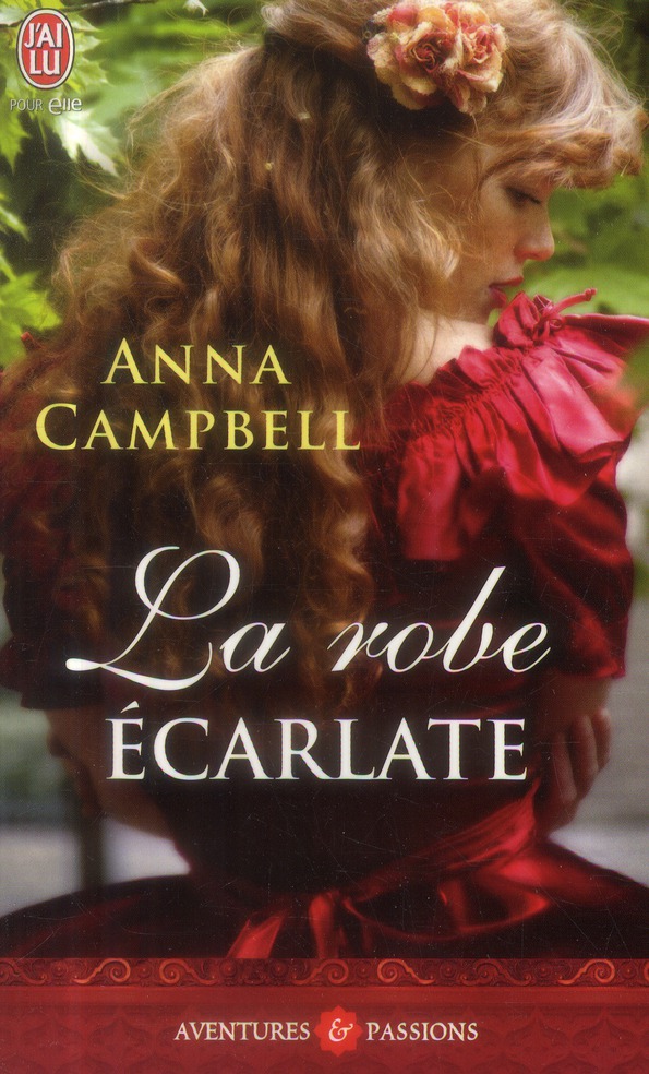 La robe écarlate