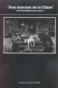 Aux marches de la Chine