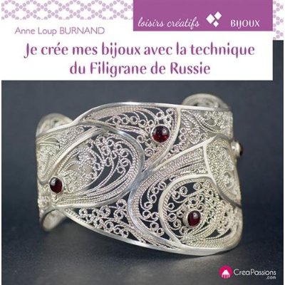 Je crée mes bijoux avec la technique du filigrane de Russie