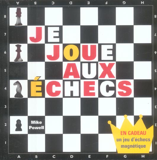 Je joue aux échecs. Avec un jeu d'échecs magnétiques