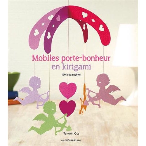 Mobiles porte-bonheur en kirigami