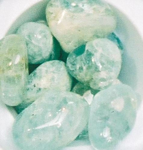 LOT DE 10 PIERRES PETIT MODELE : AIGUE MARINE