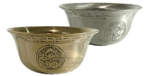 Serie bols offrandes laiton gravé - 10 cm