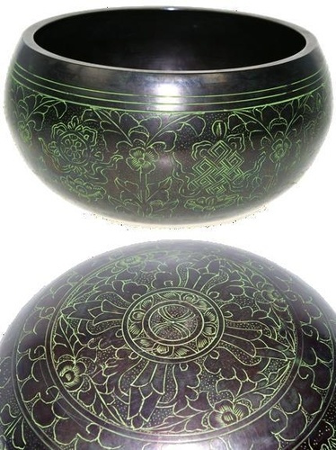 Bol chantant gravé - Finition noire - 14 cm