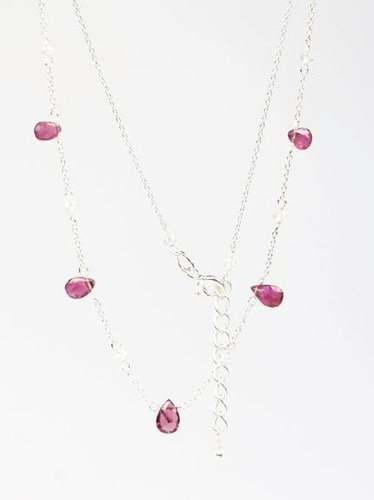 COLLIER EN ARGENT BRIOLETTES ET PERLES FACETTEES TOURMALINE ROSE ET PIERRE DE LUNE