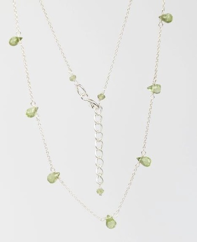 COLLIER EN ARGENT 7 LARMES FACETTEES PERIDOT