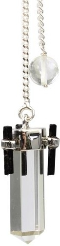 PENDULE CRISTAL DE ROCHEAVEC POINTES DE TOURMALINE ET MONTURE ARGENT