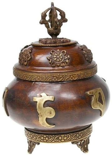 Encensoir 3 pieds en cuivre oxydé