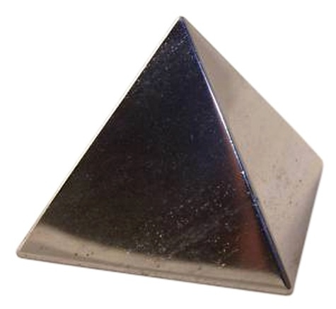 Pyramide Hématite Pièce 30 mm