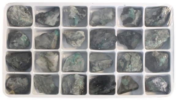 PIERRE BRUTE EMERAUDE