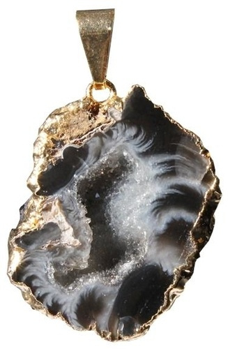 PENDENTIF DORE - GEODE D'AGATE