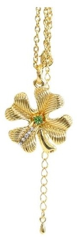 PENDENTIF TREFLE DORE AVEC PIERRE