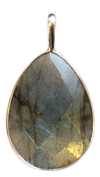 PENDENTIF LABRADORITE FORME OVALE PIERRE FACETTEE SERTIE