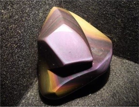 OBSIDIENNE FORME TRAVAILLEE - CE0515A7AA