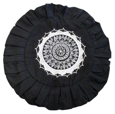 HOUSSE DE ZAFU NOIRE BRODERIE MANDALA BLANCHE