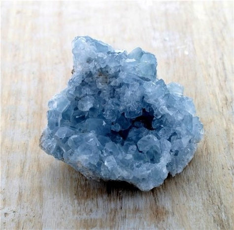 DRUSE DE CELESTINE - 200 A 300 GR