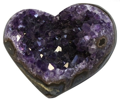 DRUSE AMETHYSTE FORME COEUR - 150 A 300 GR