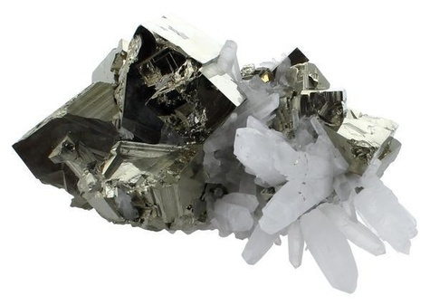 Amas Pyrite et Cristaux - 1,7 à 1,75 kg