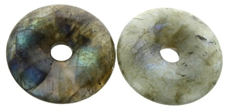 Pi Chinois Labradorite 30 mm avec Cordon
