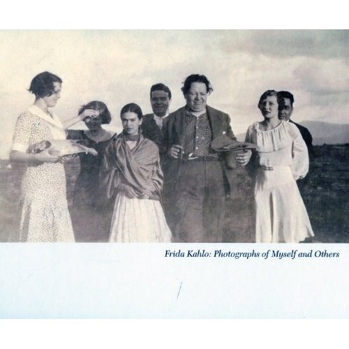Frida kahlo : photographs of myself and'others