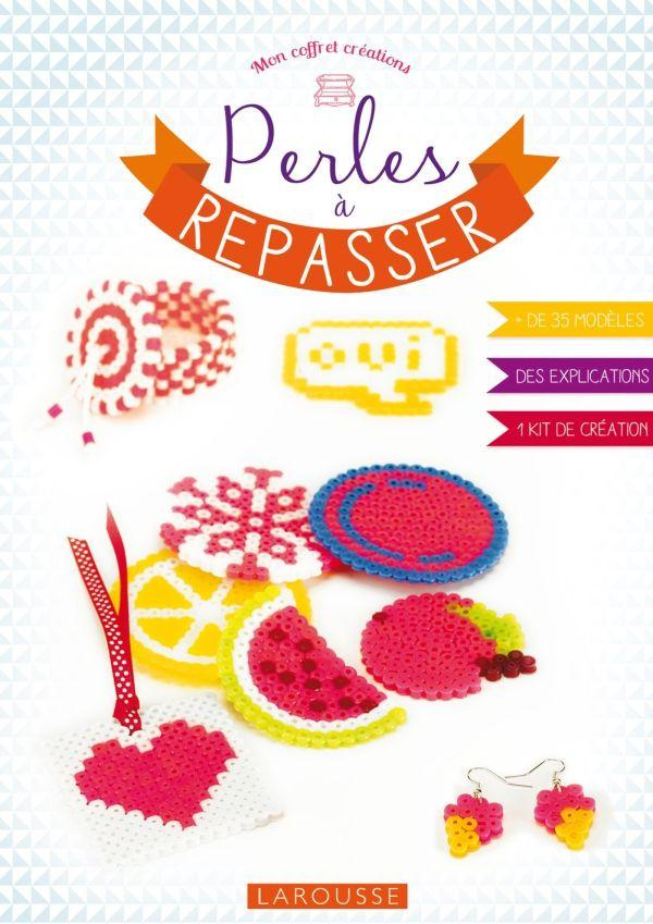 Mon coffret créations Perles à repasser. Contient : 2 plaques de picots, 800 perles, 1 chaîne en mét