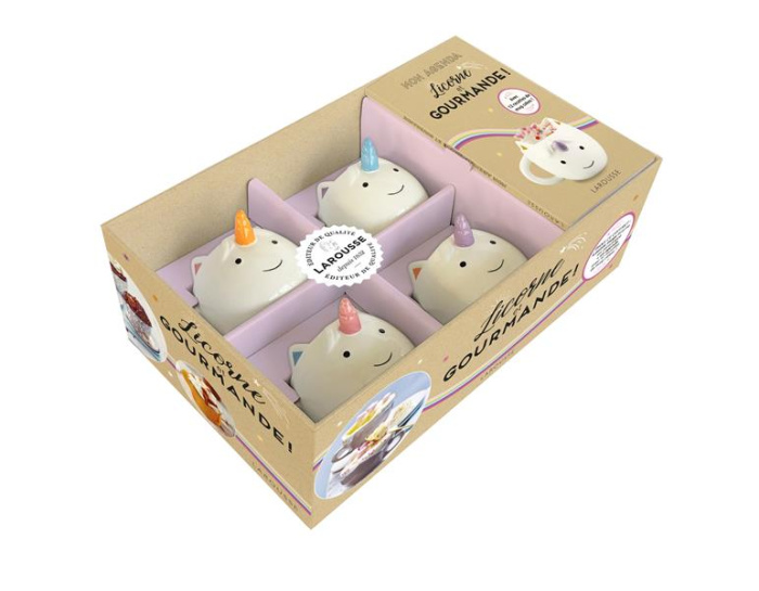 Licorne et gourmande ! Coffret avec 4 petits mugs licorne en céramique un agenda avec 12 recettes
