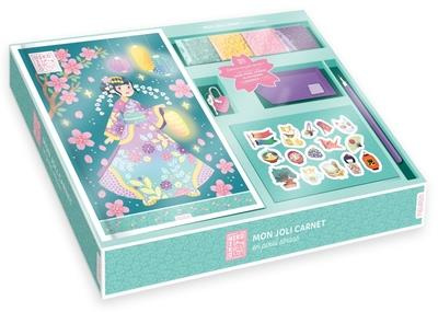 Mon joli carnet en pixel strass. Coffret avec 2000 pixel strass, 1 set d'application, 1 cadenas, 15