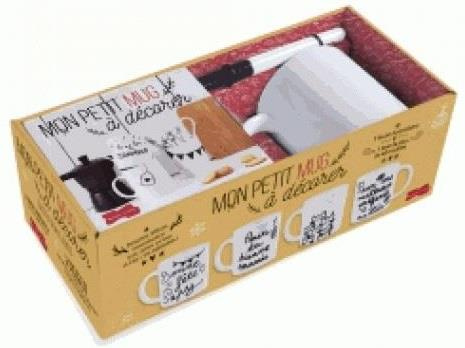 Coffret Mon petit mug à décorer. Contient : 1 mug, 1 feutre spécial porcelaine, 1 livret avec 40 mod