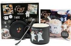 Sweetie cat noir mat. Coffret avec 1 mug et son couvercle, 1 jolie cuillère, un livre de 20 recettes