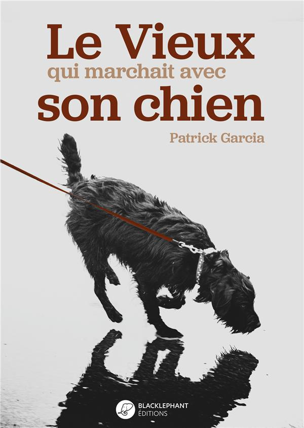 Le vieux qui marchait avec son chien