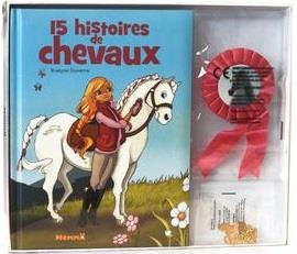 15 histoires de chevaux. Avec 1 collier doré avec un pendentif, un flow rose, une carte d'identité p