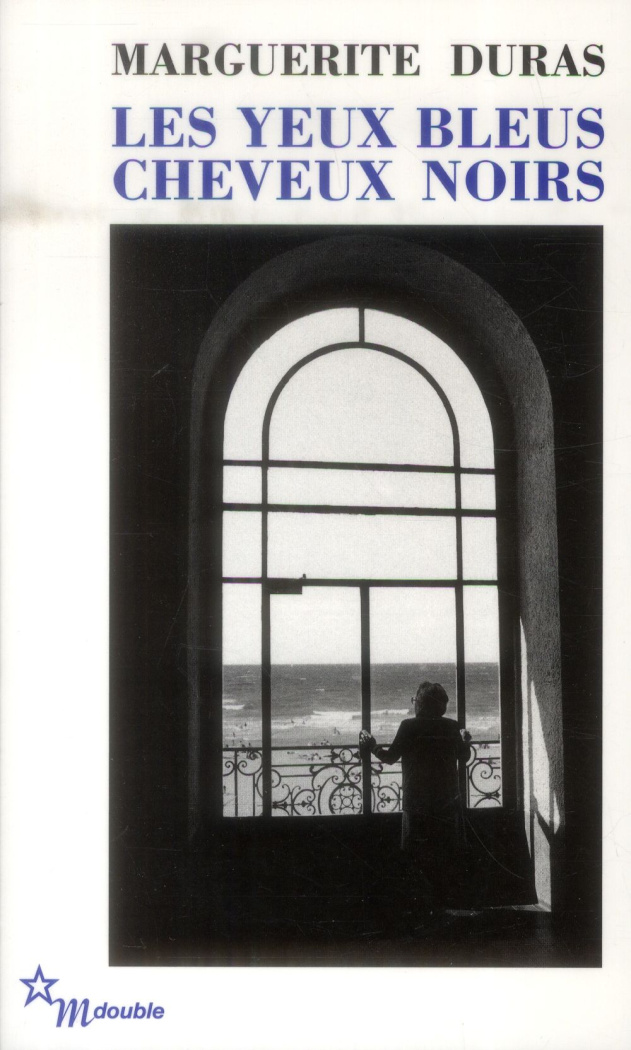 Les yeux bleus cheveux noirs