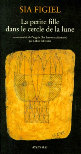 La petite fille dans le cercle de la lune