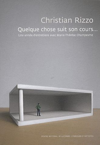 Quelque chose suit son cours...