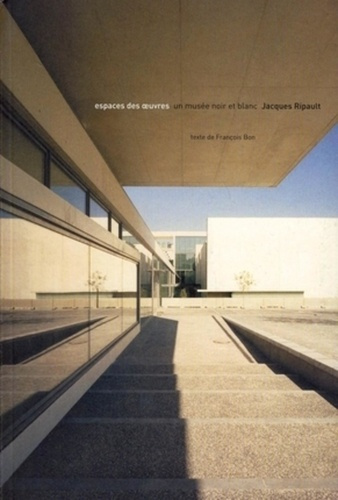 Espace des oeuvres. Un musée en noir et blanc