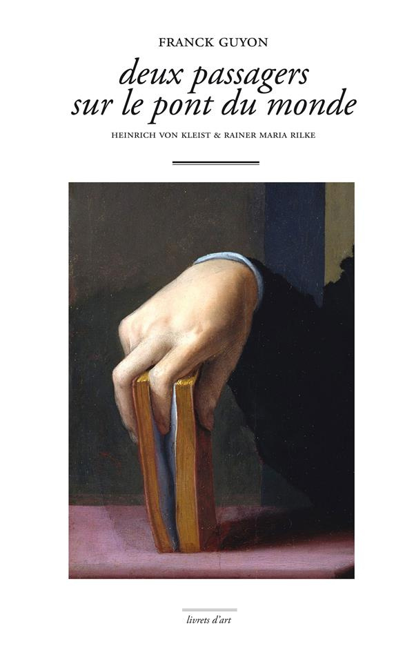 Deux passagers sur le pont du monde