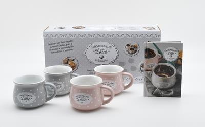 collectif-homemade-with-love-coffret-mes-desserts-maison-d-autrefois-avec-4-mugs-et-un-livre-de-recettes_0