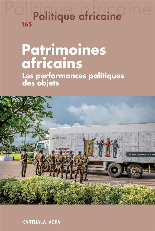 girard-muscagorry-alexandre-nur-goni-marian-politique-africaine-n-165-patrimoines-africains-les-performances-politiques-des-objets_0