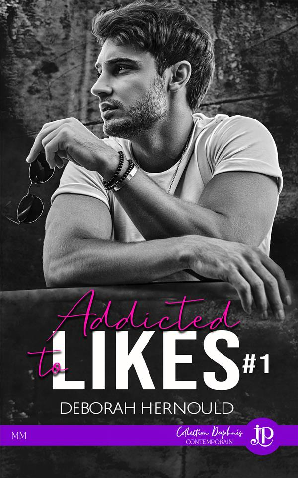 hernould-deborah-addicted-to-likes-1_0