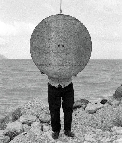 roberto-lacarbonara-magonza-na-282-michele-alberto-sereni-the-work-itself-photographs-and-artist-portraits-from-199_0