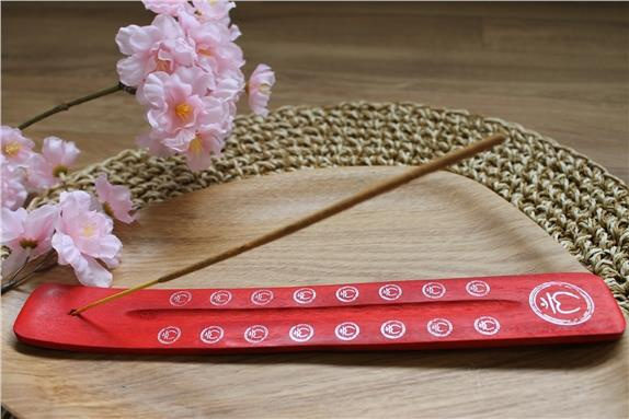 xxx-porte-encens-baton-chakra-racine-en-bois-de-manguier_0