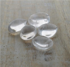 PIERRE AMULETTE - CRISTAL DE ROCHE