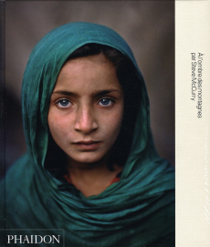 A l'ombre des montagnes - McCurry Steve