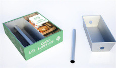 Cakes surprises. Coffret avec 1 moule à cake et 1 livre avec 9 recettes - Millet-Joannon Flavie ; Saadi Sandrine