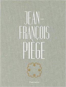 JEAN-FRANCOIS PIEGE - EDITION EN LANGUE ANGLAISE - ILLUSTRATIONS, COULEUR - PIEGE JEAN-FRANCOIS