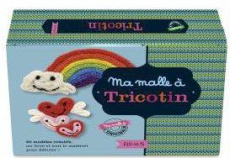 Ma malle à tricotin. Contient : 1 livre de modèles, 1 aiguille à laine, 5 pelotes de laine, 1 tricot - Deuzo Hildegarde