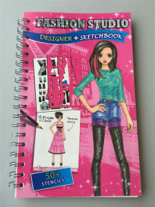 Cassie à la mode - COLLECTIF