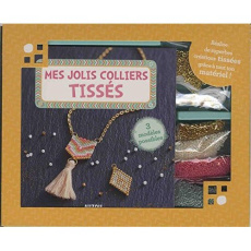 Mes jolis colliers tissés. Avec des perles blanches, des perles roses, des perles vert d'eau, des pe - DO CARMO CRISTINA