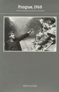 Prague, 1968 - Kral Petr ; Koudelka Josef